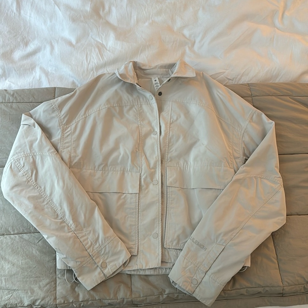 Lululemon Women’s Windbreaker Cropped Jacket